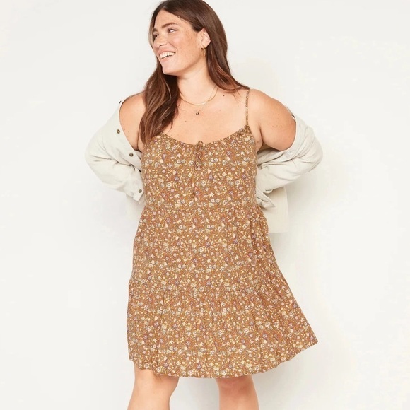 Old Navy Tiered Swing Cami Dress Ditsy Floral Size Medium From 2021 - Picture 1 of 10